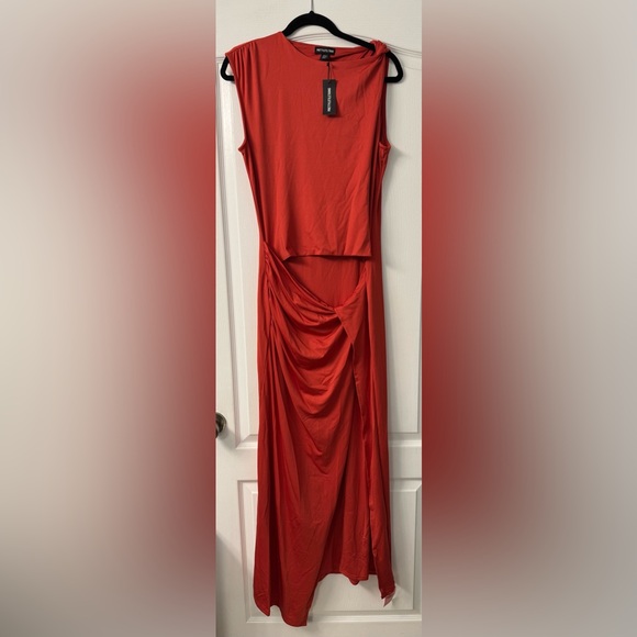 Pretty Little Thing Rust Ruched Cut Out Maxi Dress - Picture 6 of 16